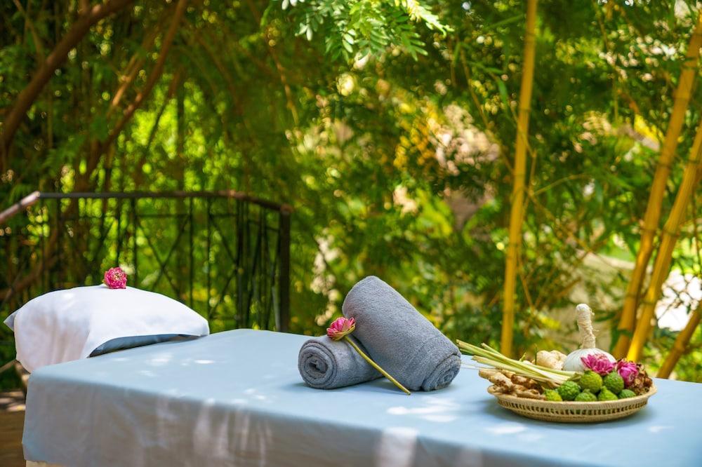 Heritage Suites Hotel Siem Reap Buitenkant foto