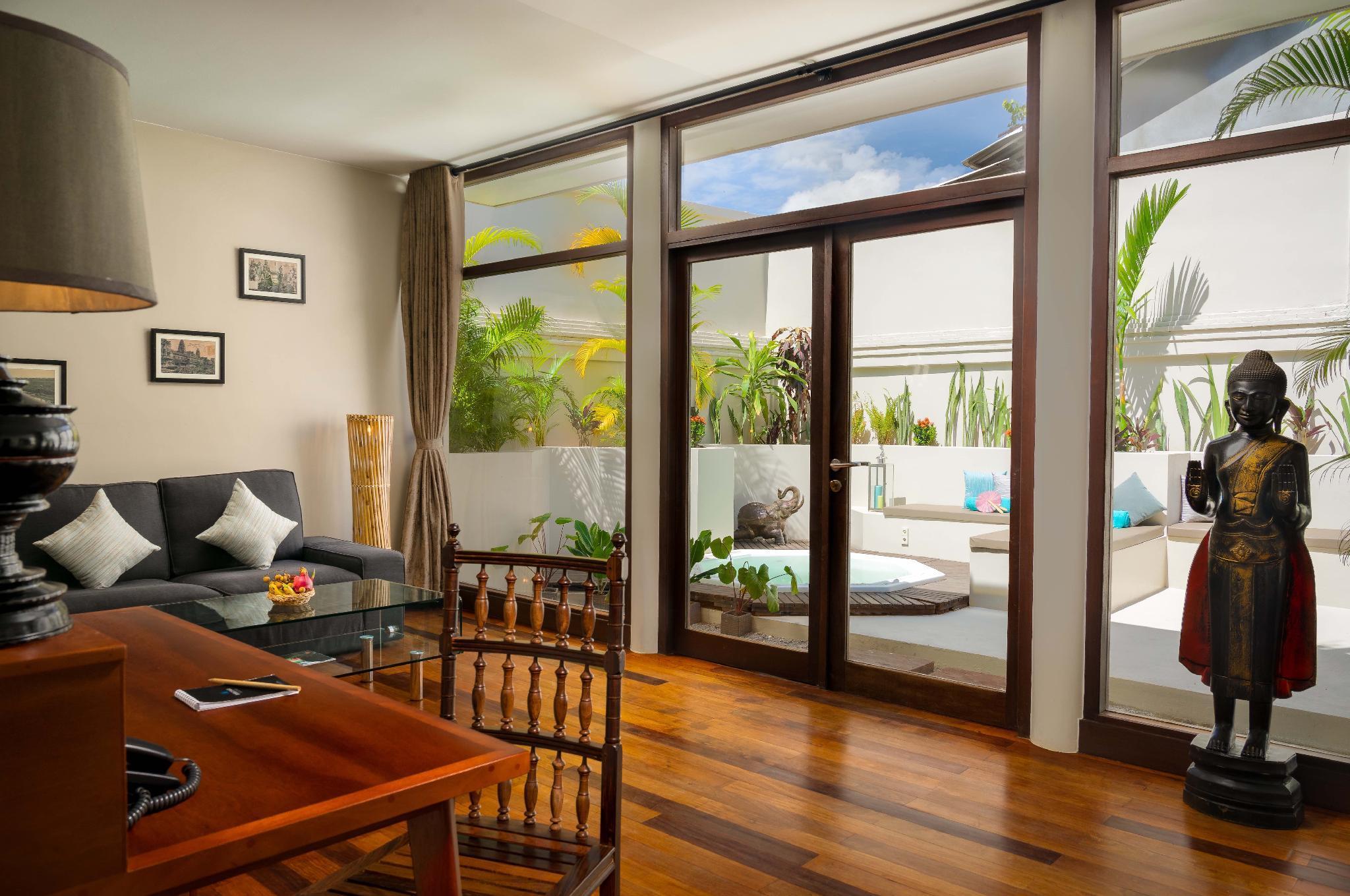 Heritage Suites Hotel Siem Reap Buitenkant foto