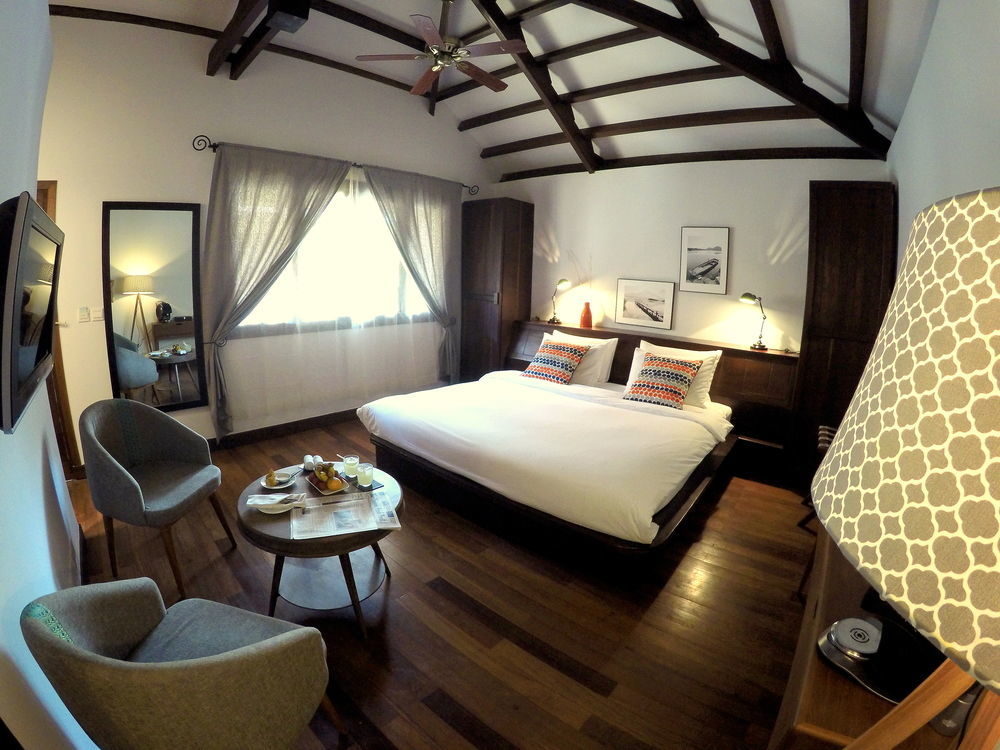 Heritage Suites Hotel Siem Reap Buitenkant foto