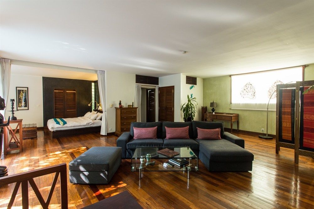 Heritage Suites Hotel Siem Reap Buitenkant foto