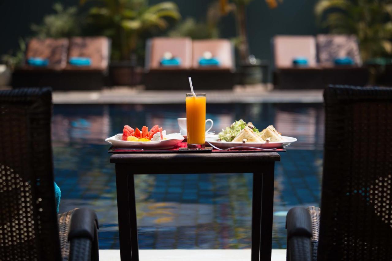 Heritage Suites Hotel Siem Reap Buitenkant foto