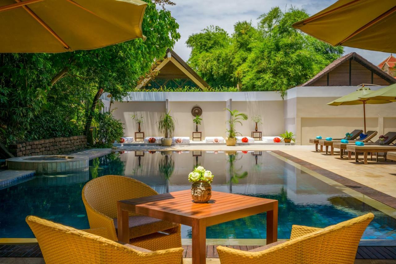 Heritage Suites Hotel Siem Reap Buitenkant foto